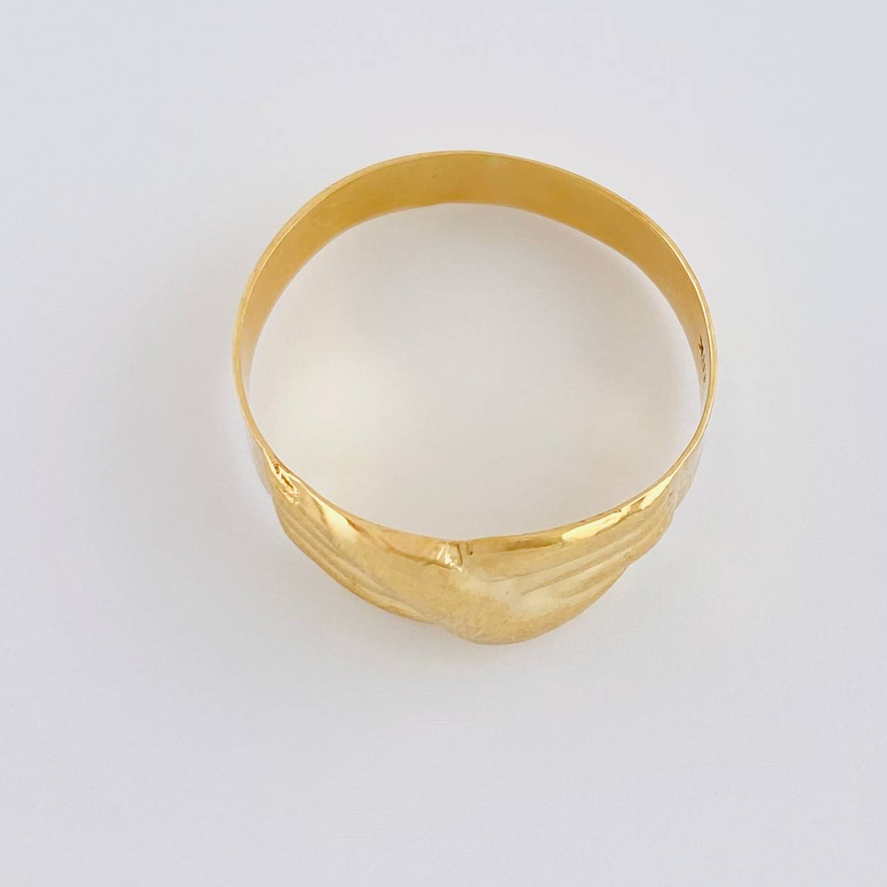 Anillo Carril Trio Olas 1.8 g / T5 3/4 Oro Amarillo 18K