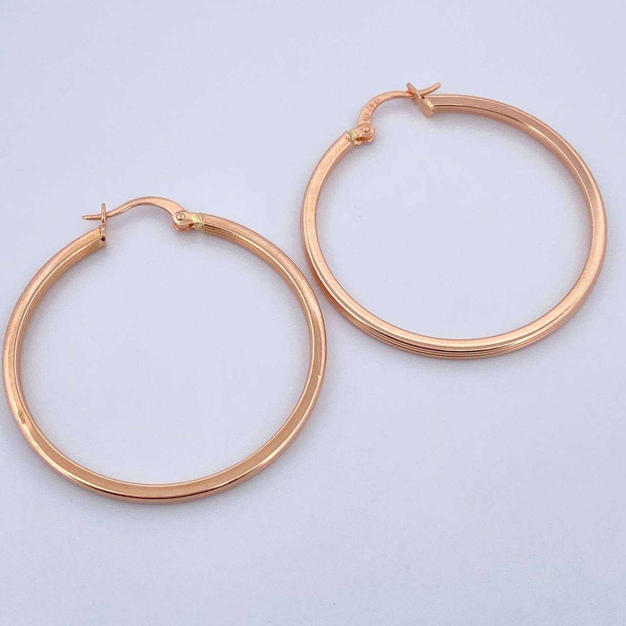 Candongas Redondas 2.6gr / 4cm / Oro 18K $