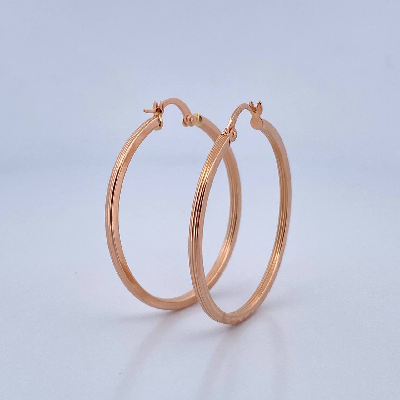 Candongas Redondas 2.6gr / 4cm / Oro 18K $