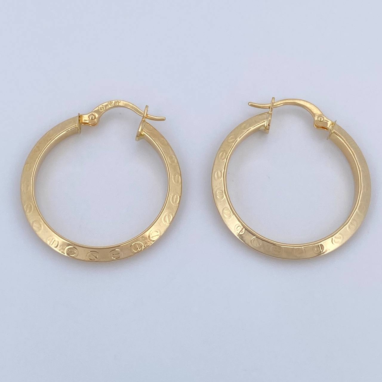 Candongas Clau 2.4gr / 3cm / Oro 18K &