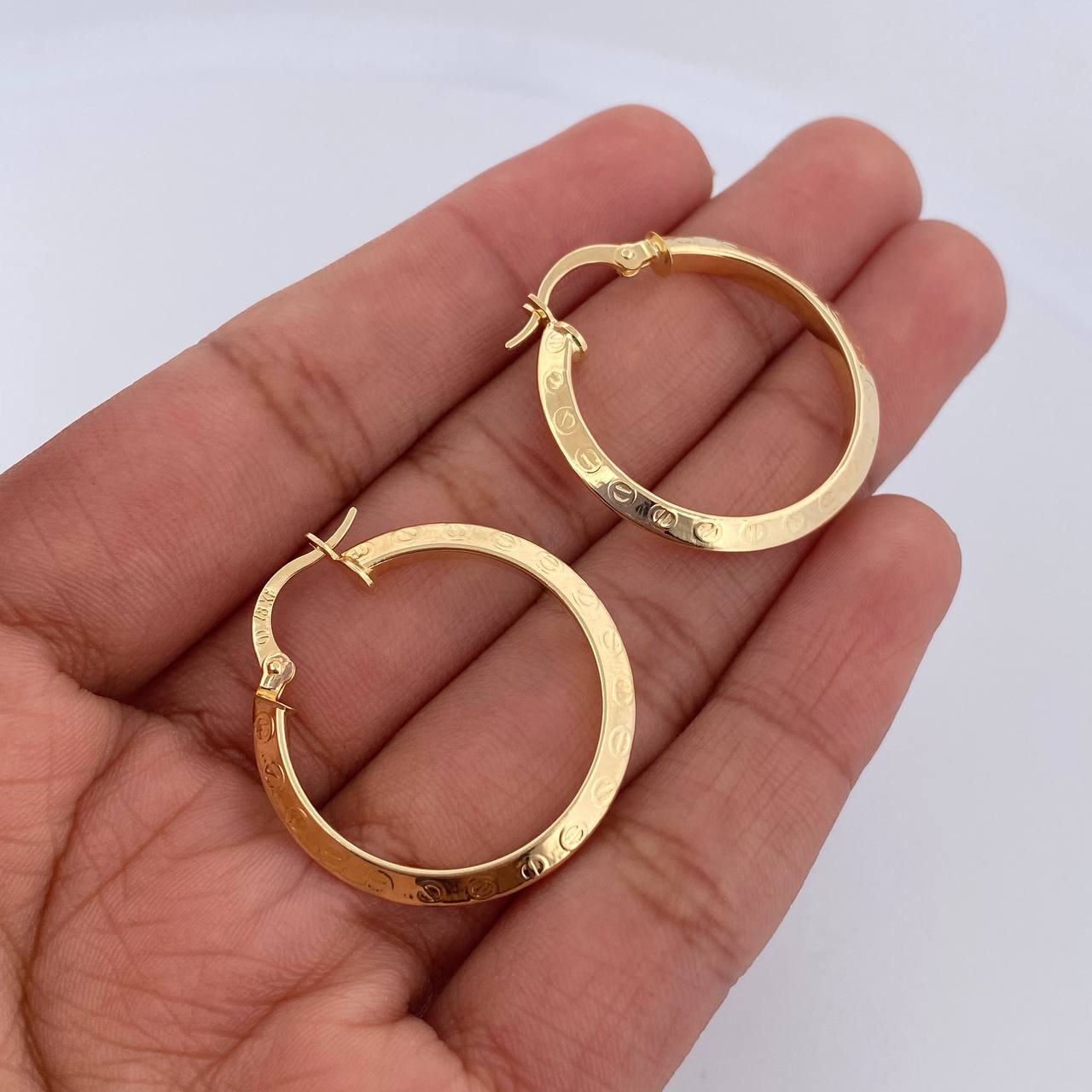 Candongas Clau 2.4gr / 3cm / Oro 18K &