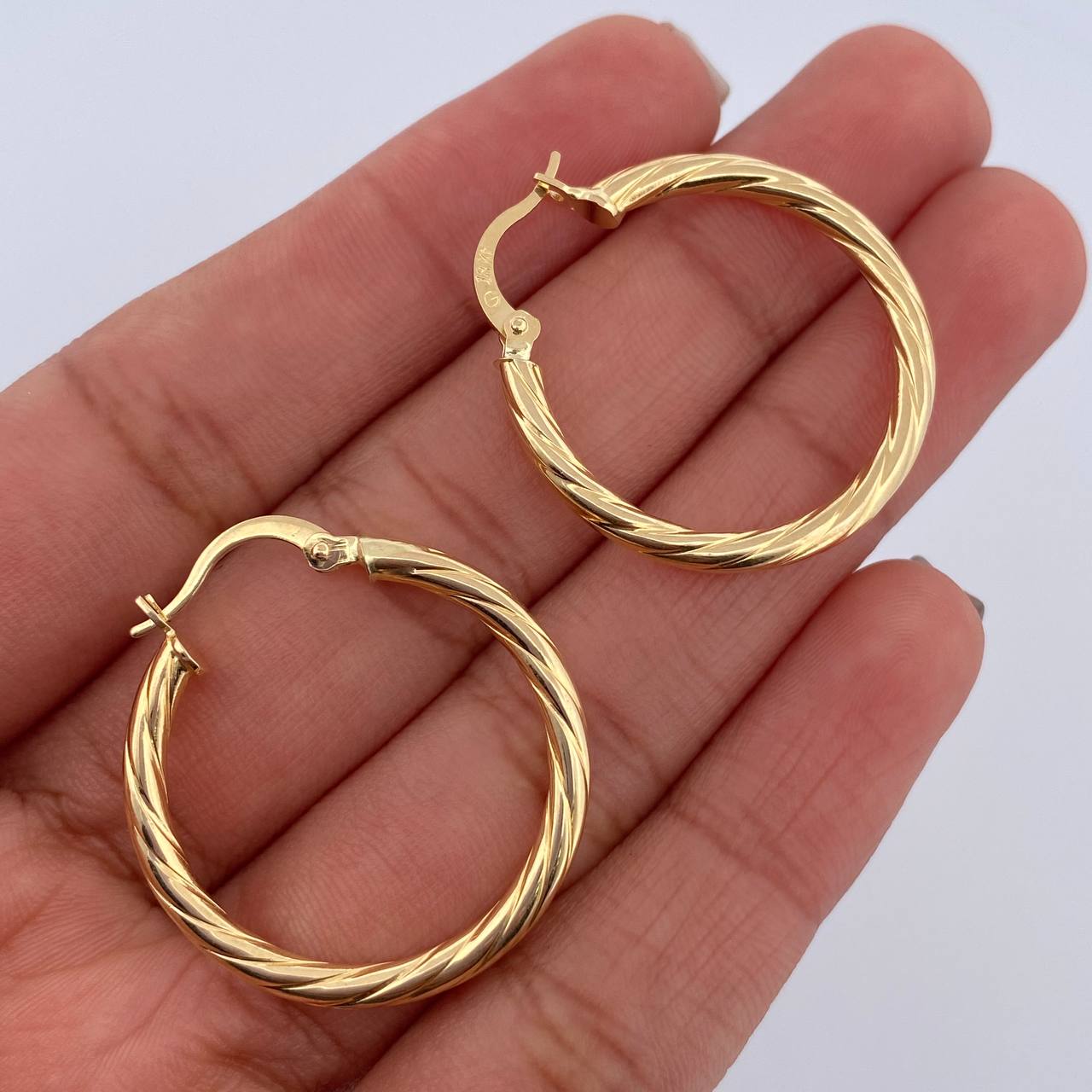 Candongas Mary 2.2gr / 2.8cm / Oro 18K $