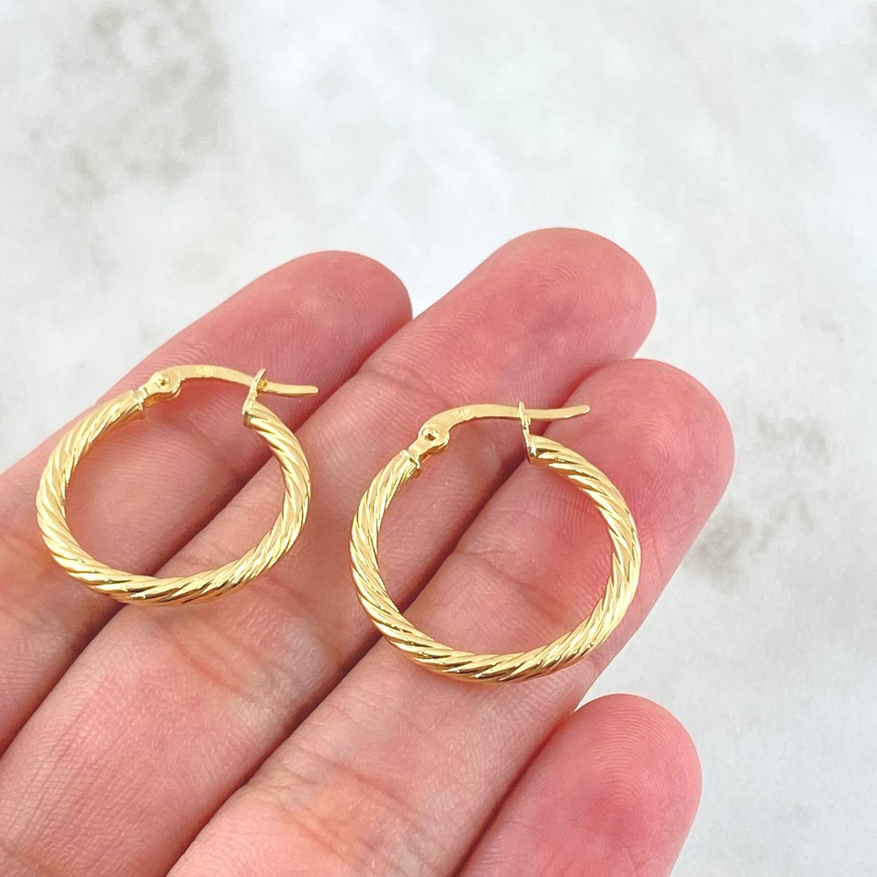 Candongas Mary 1.8gr / 2.3cm / Oro Amarillo 18K