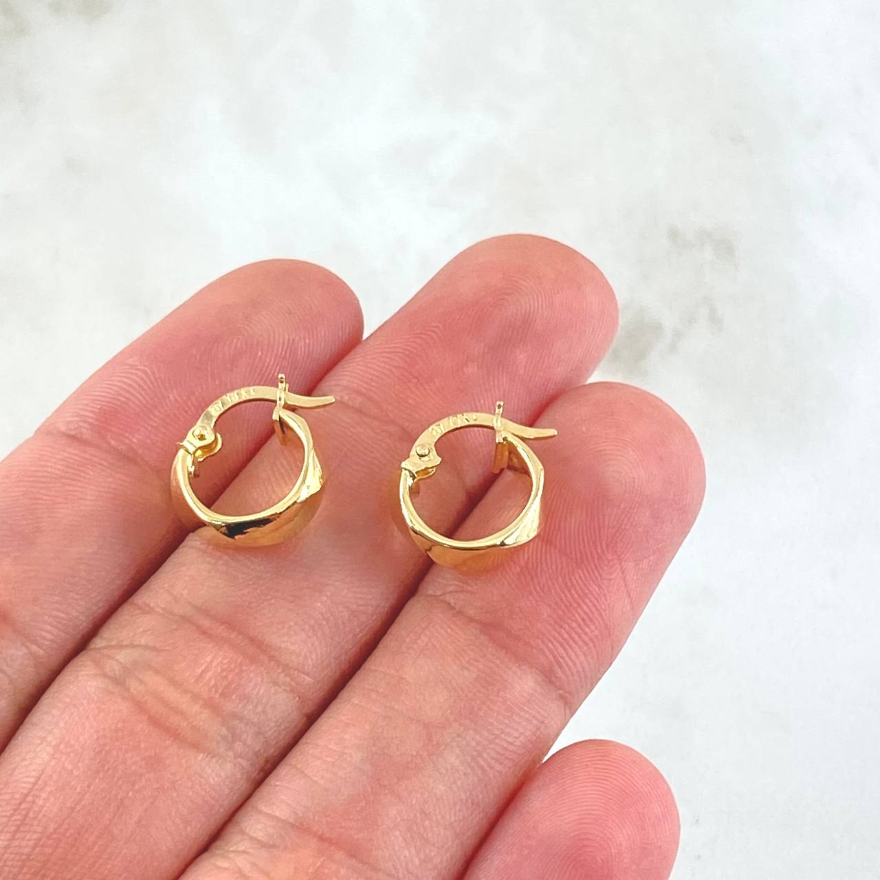 Candongas Nia 1.15gr / 1.4cm / Oro Amarillo 18K