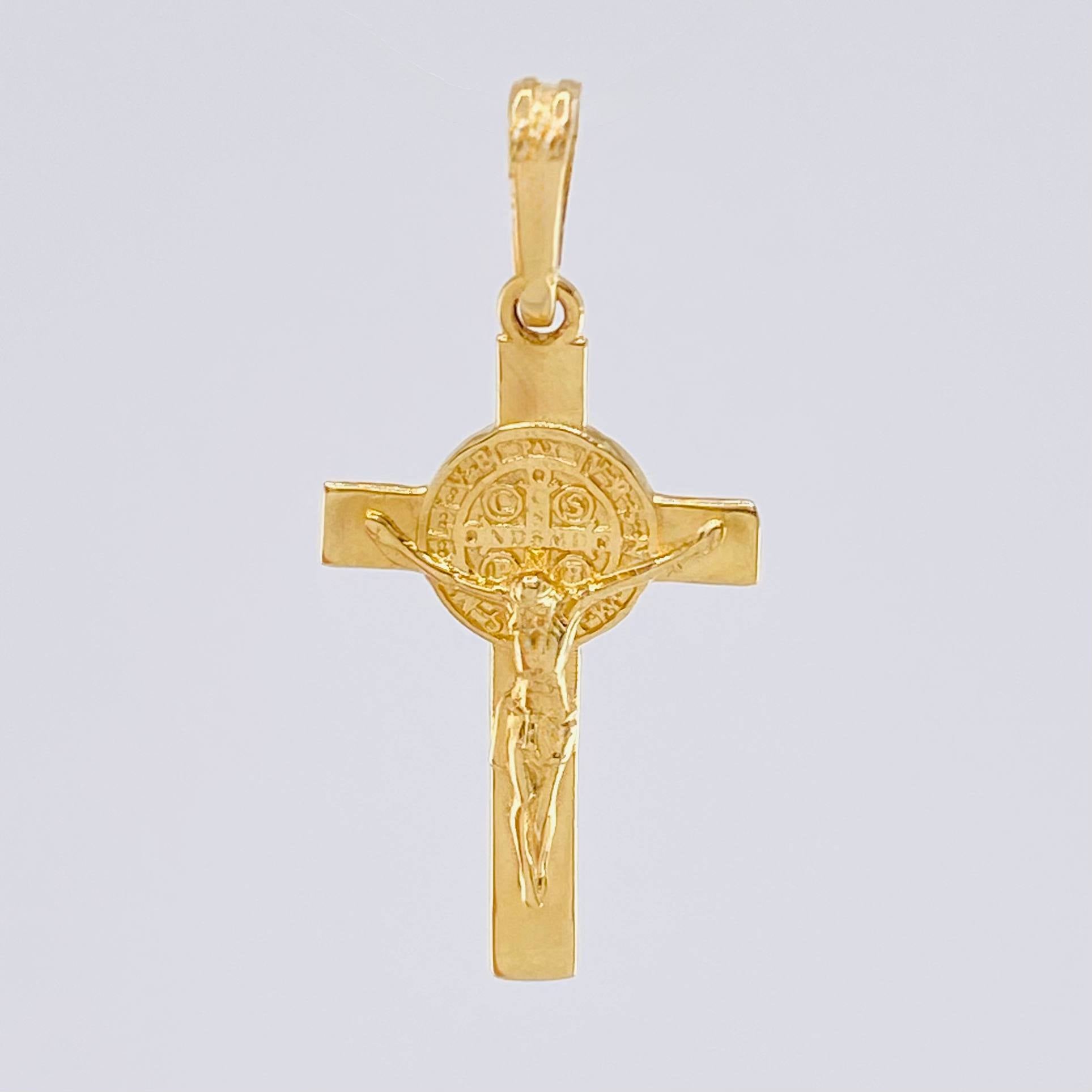 Dije Cruz Cristo San Benito 1.9gr / 3.2cm / Oro Amarillo 18K
