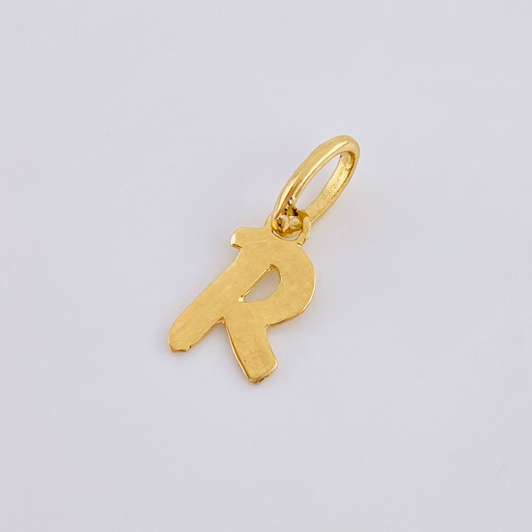 Dije Letra R Cursiva 0.45gr / 1.7cm / Oro Amarillo 18K