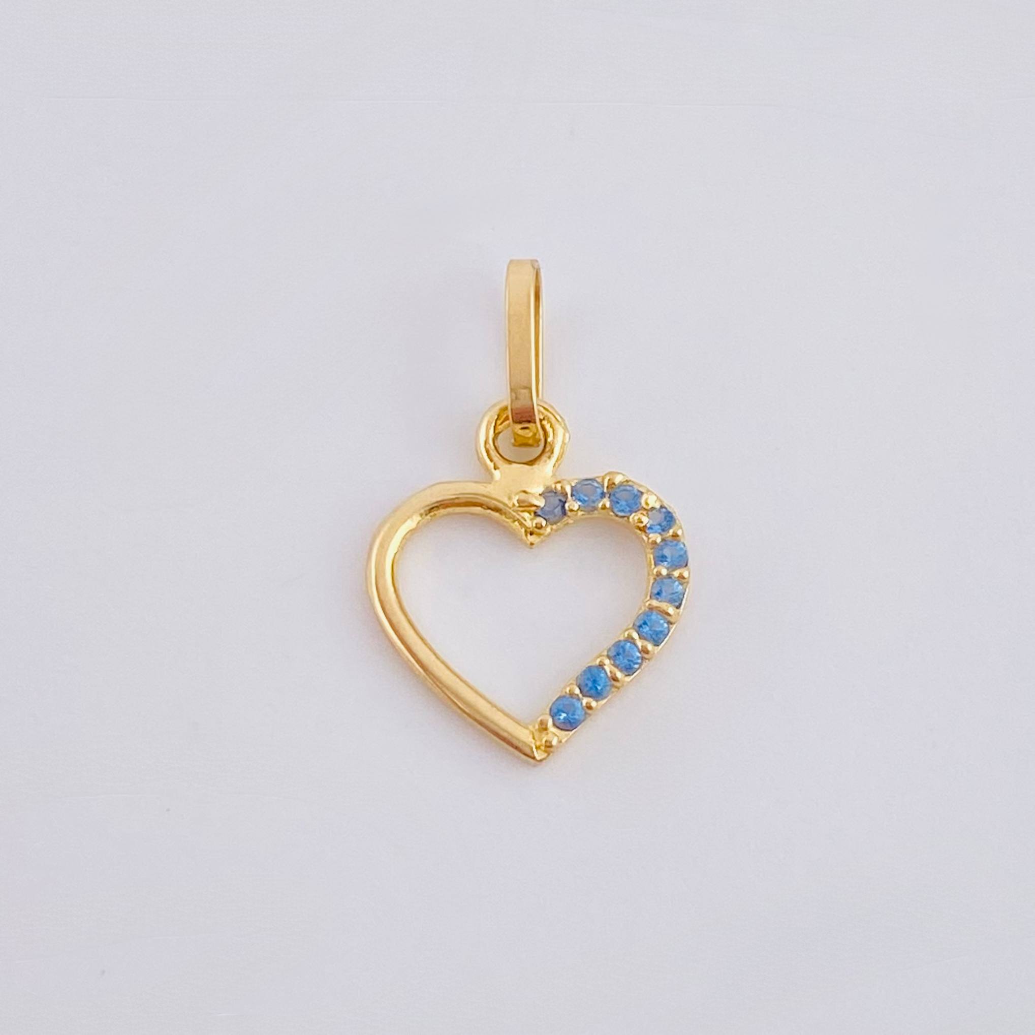 Dije Silueta Corazón 0.35gr / 1.5cm / Oro Amarillo 18K