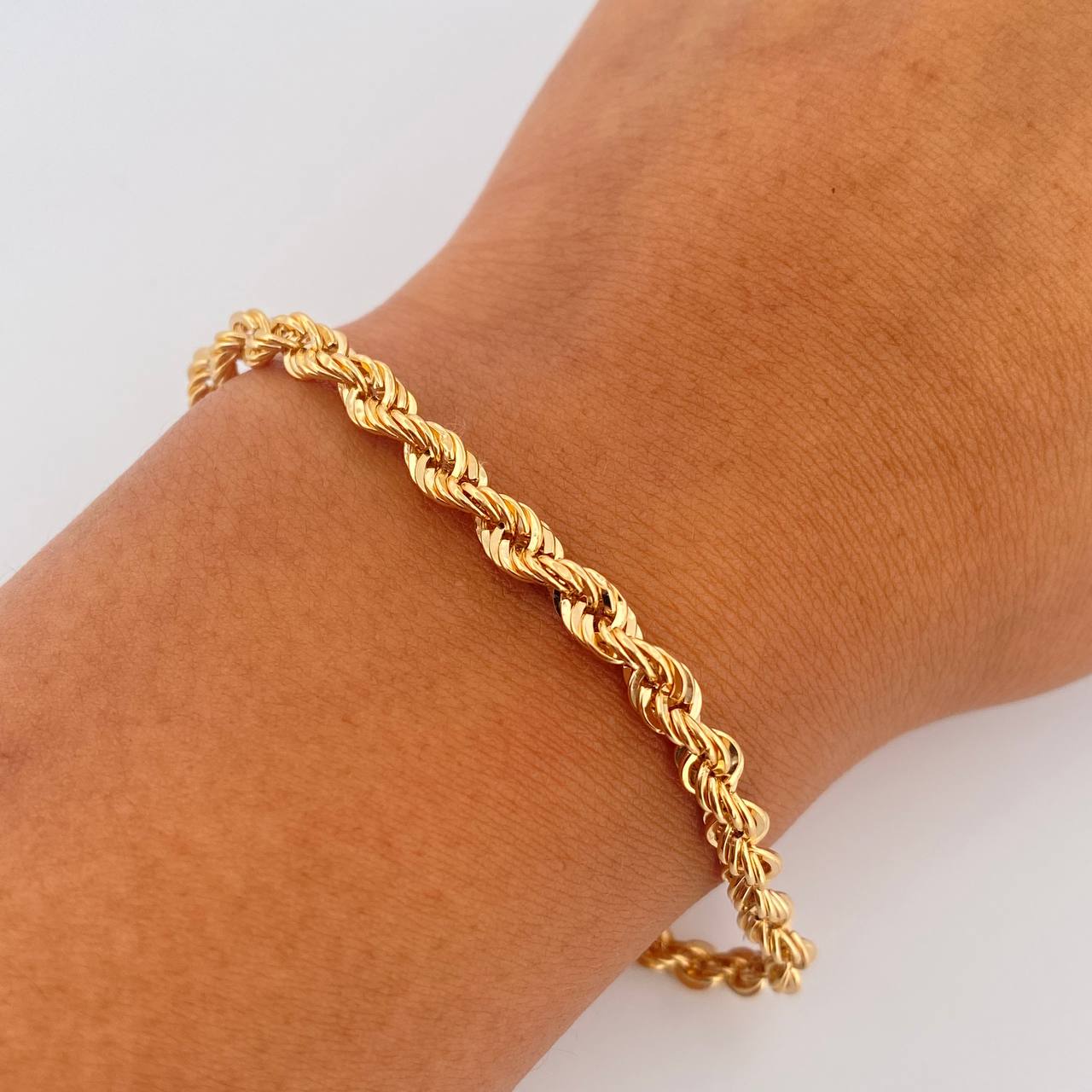 Pulso Lazo 3.85gr / 19.5cm / 3.9mm Oro Amarillo +3 18K $