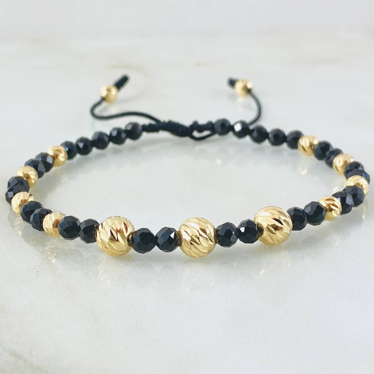 Pulsera Onix Difusa 1.7gr / 6mm-4mm Oro Amarillo 18K ©