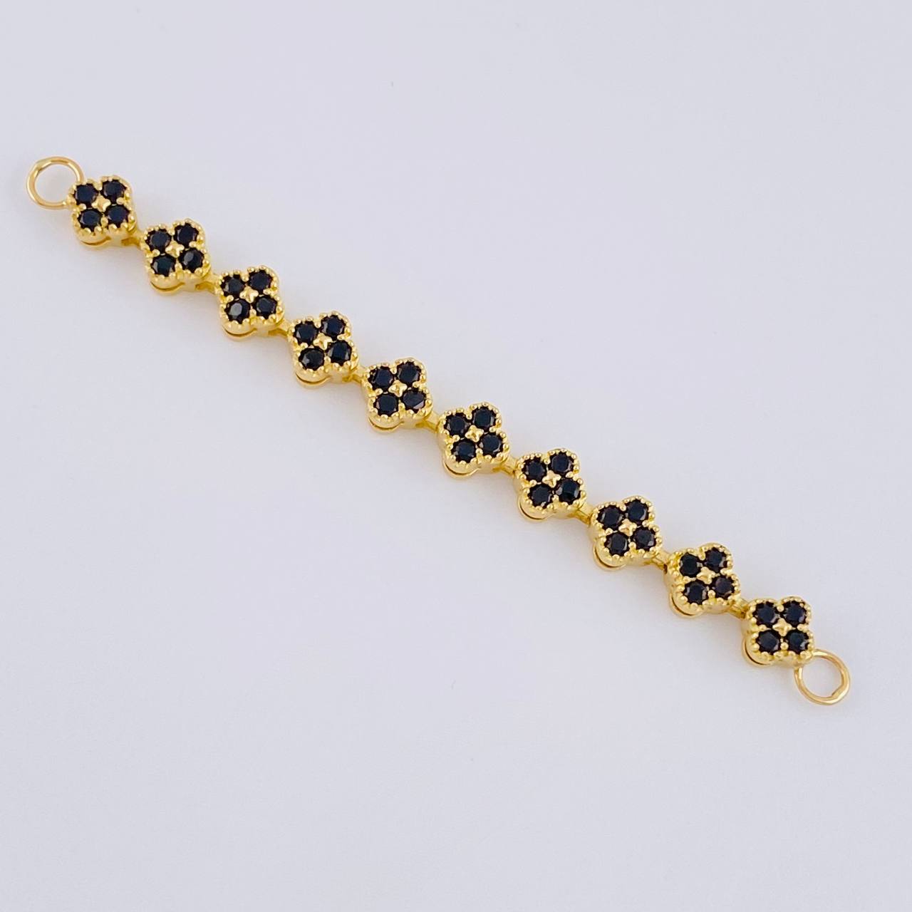 Herraje Retazo Secuencia Trebol 1.8 g / 5.2 cm Oro Amarillo 18K