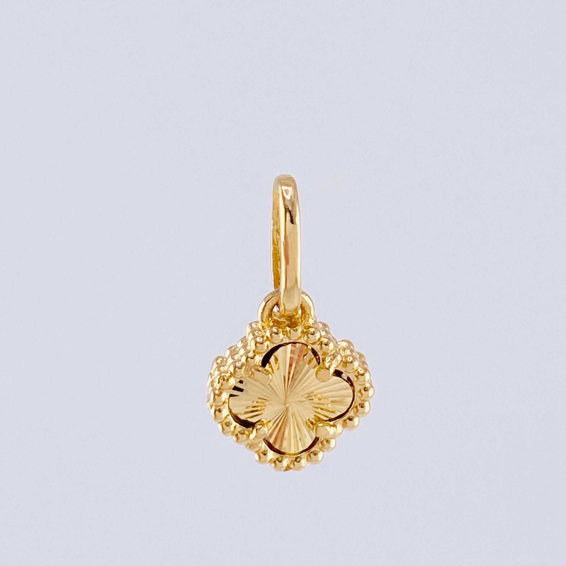 Dije Trebol 1gr / 1.6cm / Oro Amarillo 18K