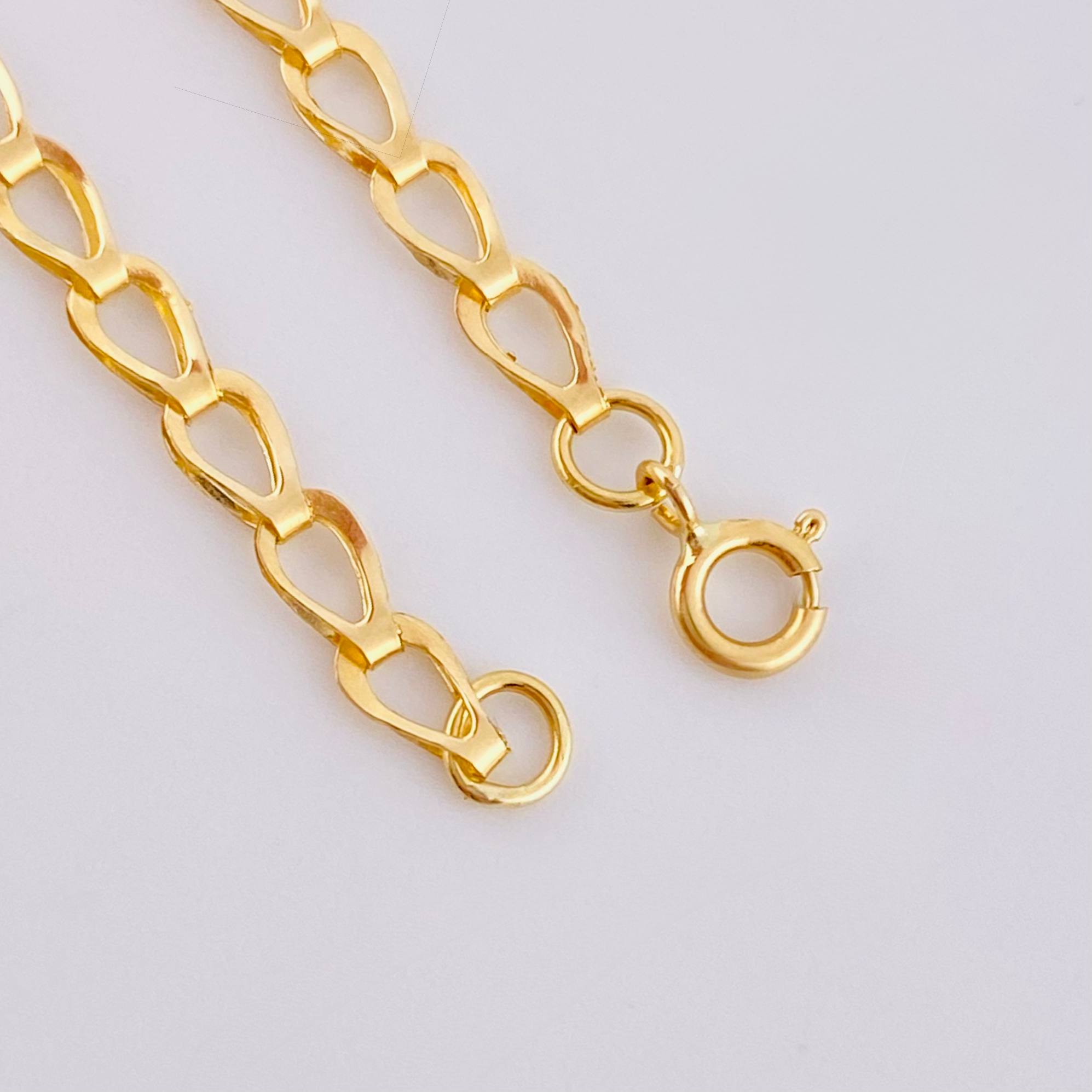 Pulso Bebé Espiga Placa pie Nuve Bordeada 1.2gr / 14.5cm / 2.7mm Oro Amarillo 18K