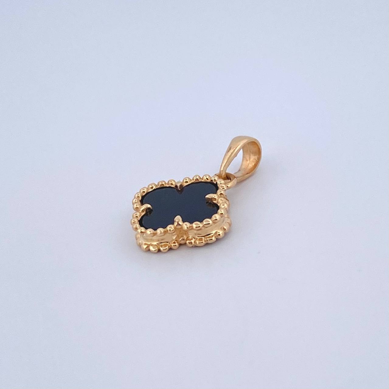 Dije Trebol VCyA 1.75gr / 2cm / Onix Negro Borde Punteado Oro Amarillo Nac.Esp. 18K