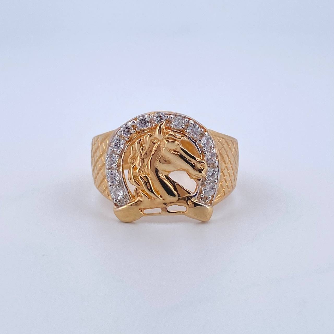 Anillo Sello Herradura Caballo 5.8gr / T10 1/4 / Malla Lateral - Circones Blancos Oro Amarillo 18K *