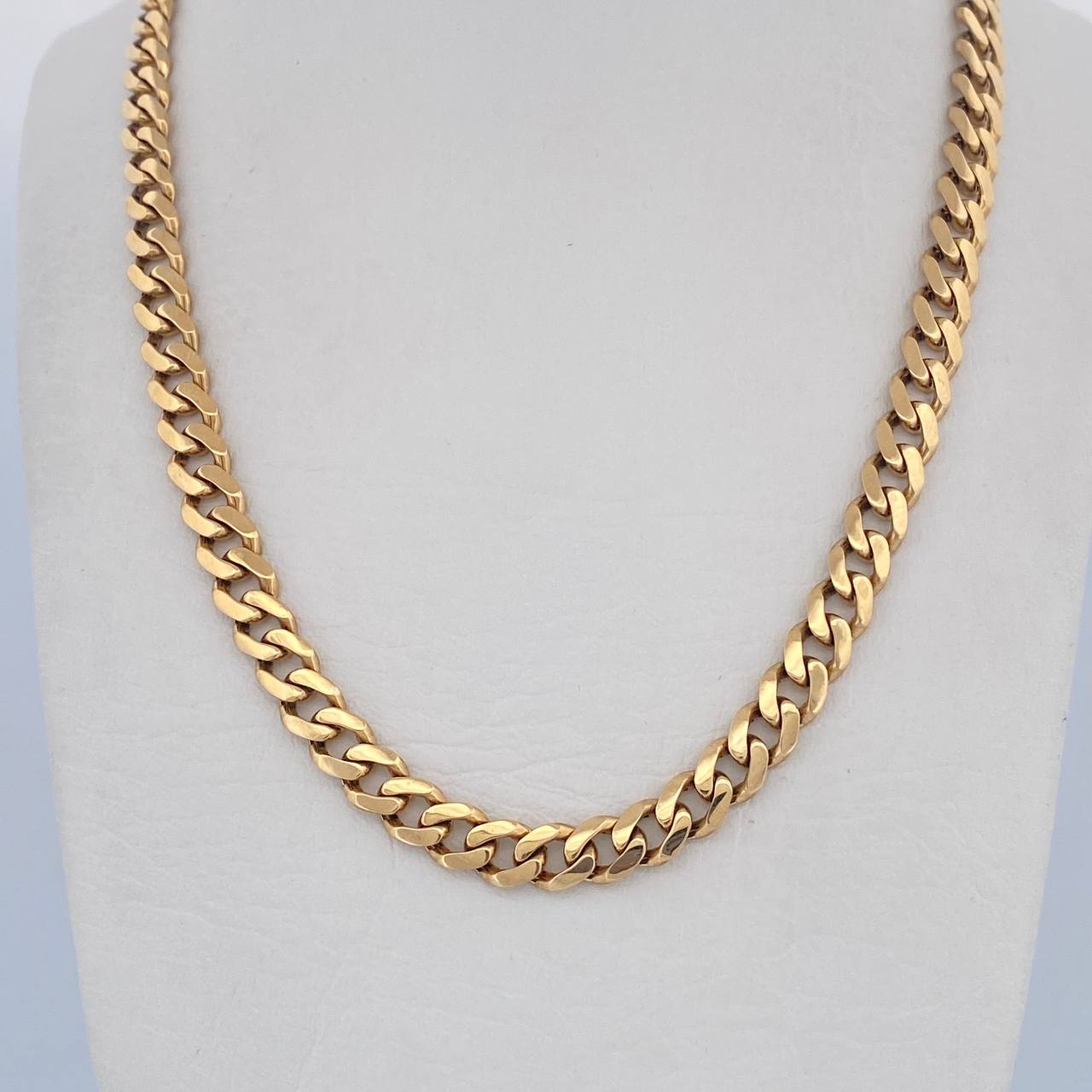 Cadena Cubana 25.1gr / 61cm / 6.1mm Oro Amarillo 18K $