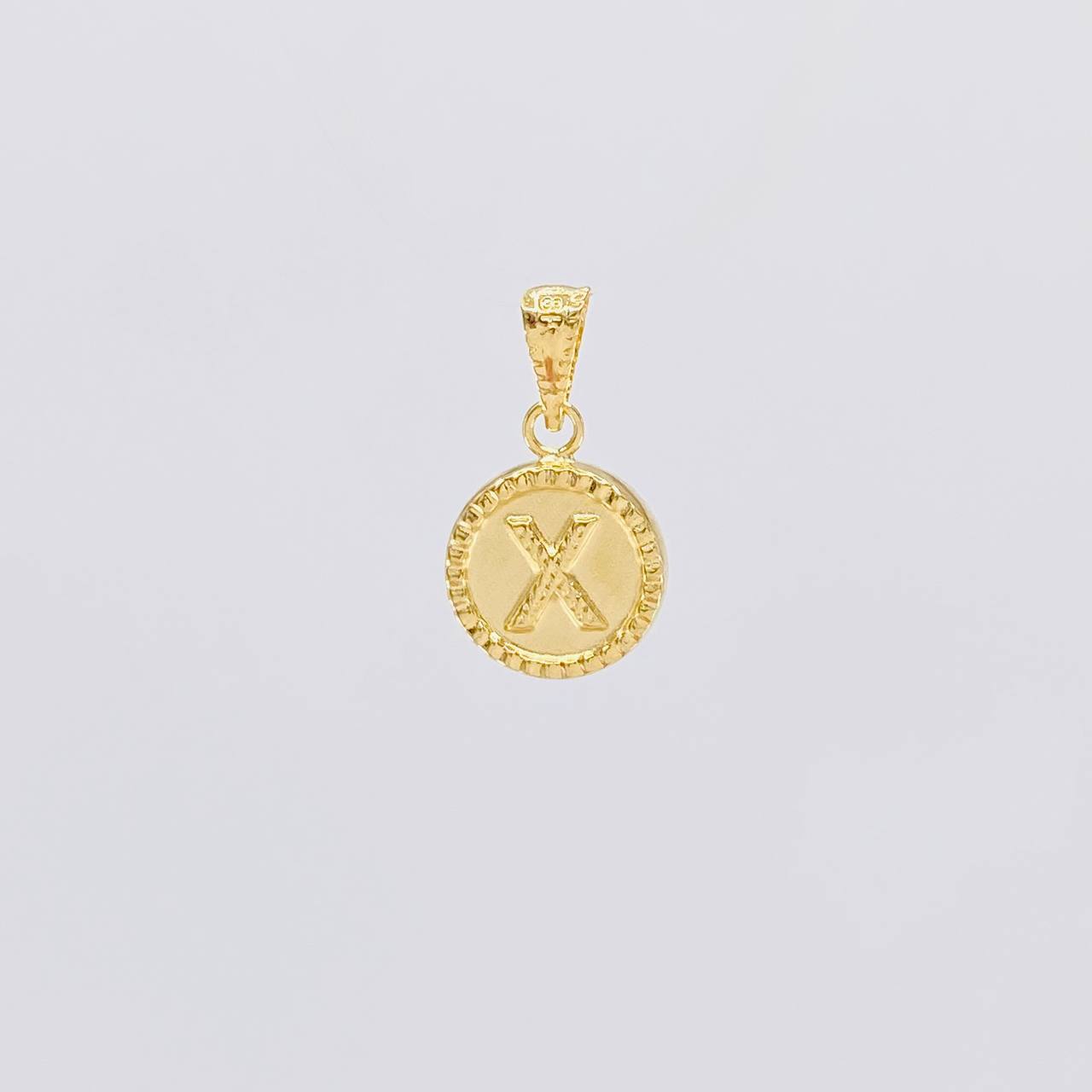 Dije Letra X Doble Textura 0.6g / 1.7cm Oro Amarillo 18K