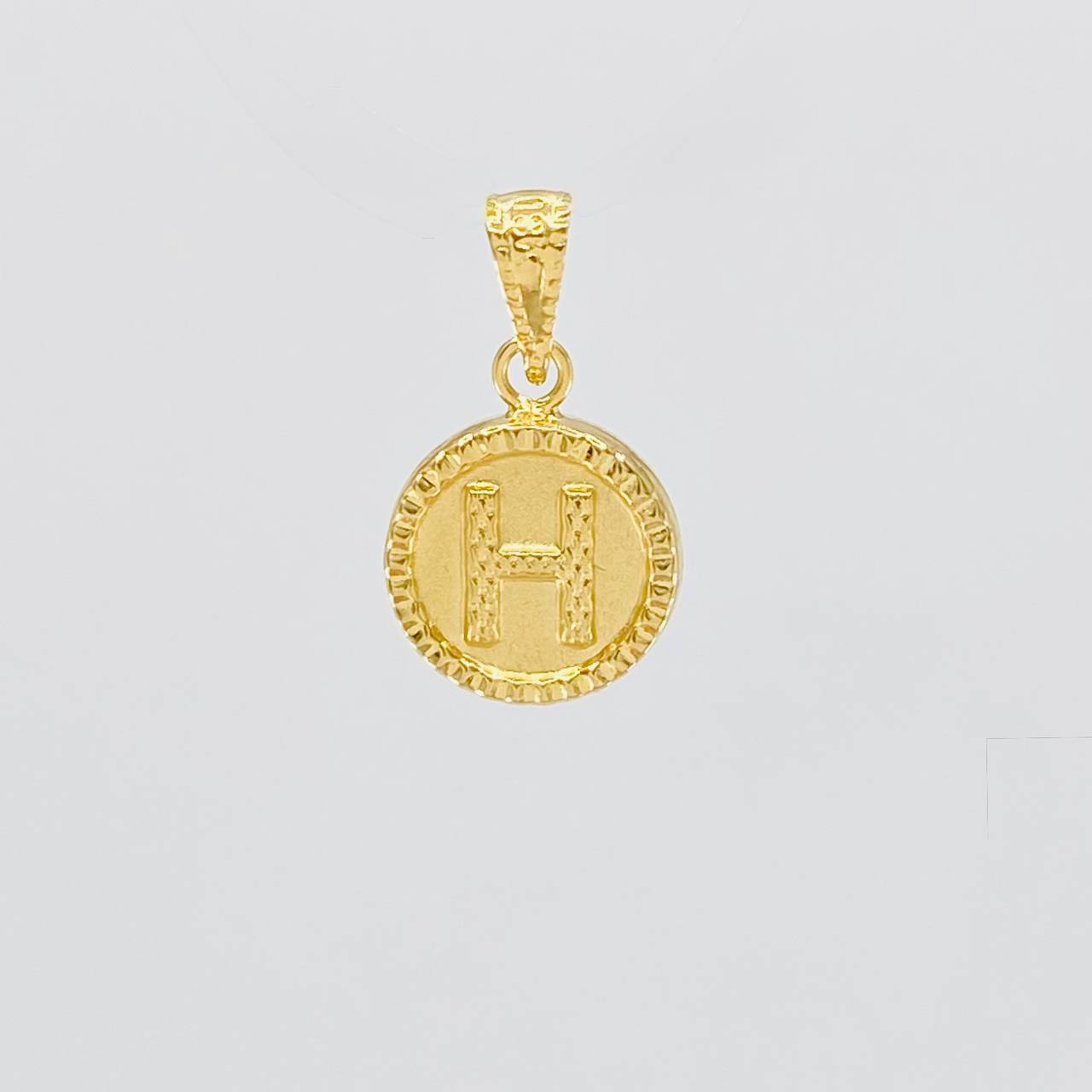 Dije Letra H Doble Textura 0.65g / 1.7cm Oro Amarillo 18K