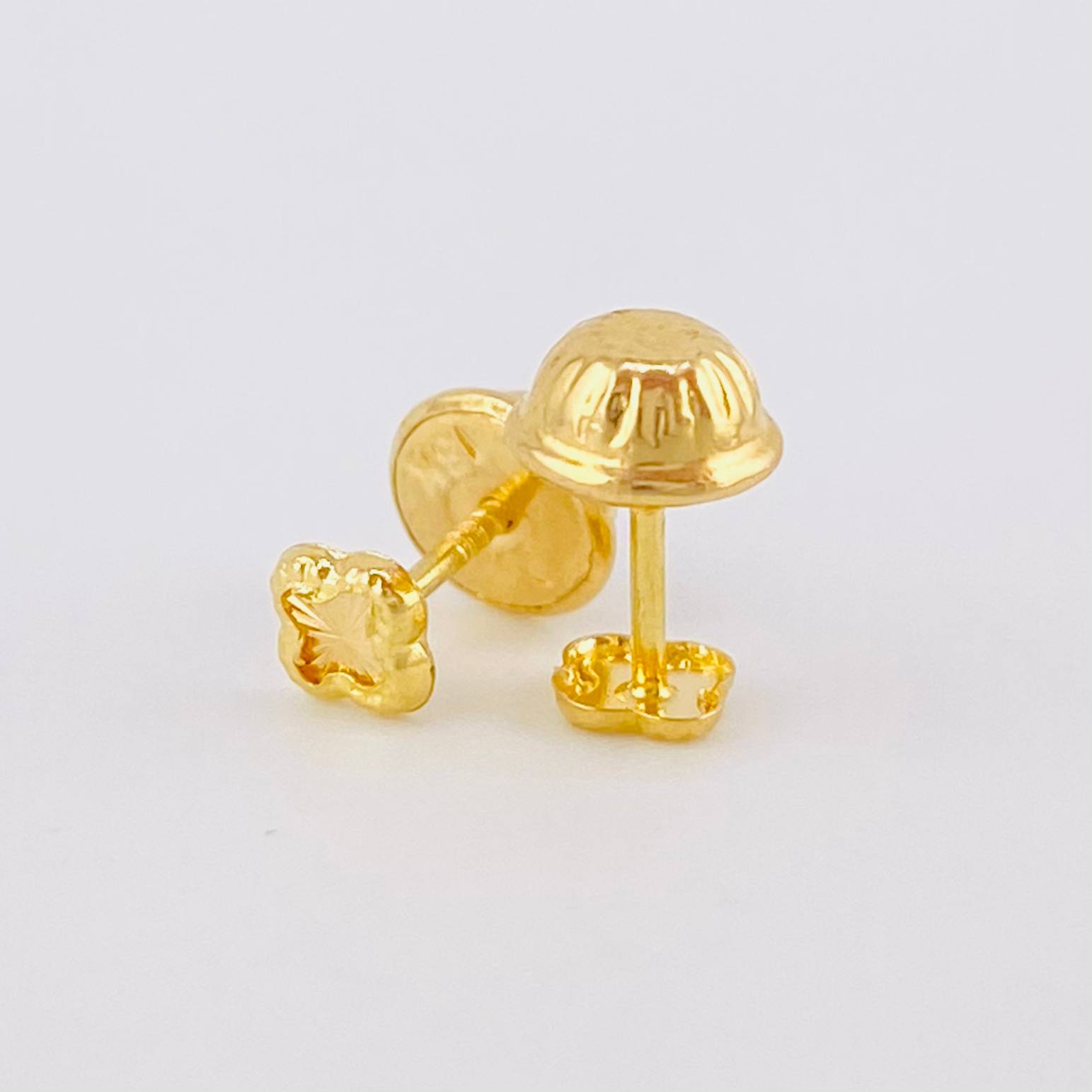 Topos Trébol Diamantado 0.4g / 4.1mm Oro Amarillo 18K