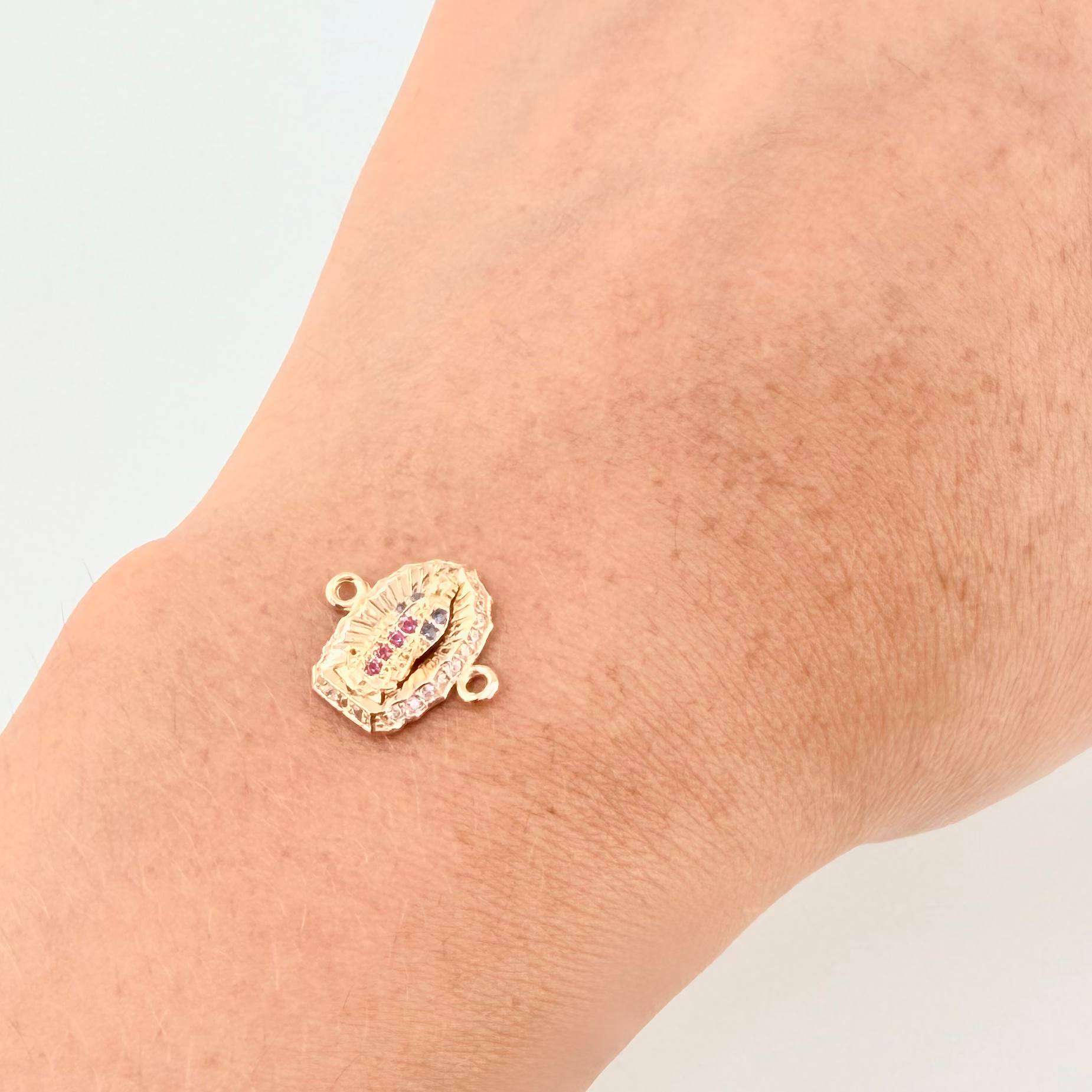 Herraje Virgen de Guadalupe 1.15g / 1.4cm Oro Amarillo 18K