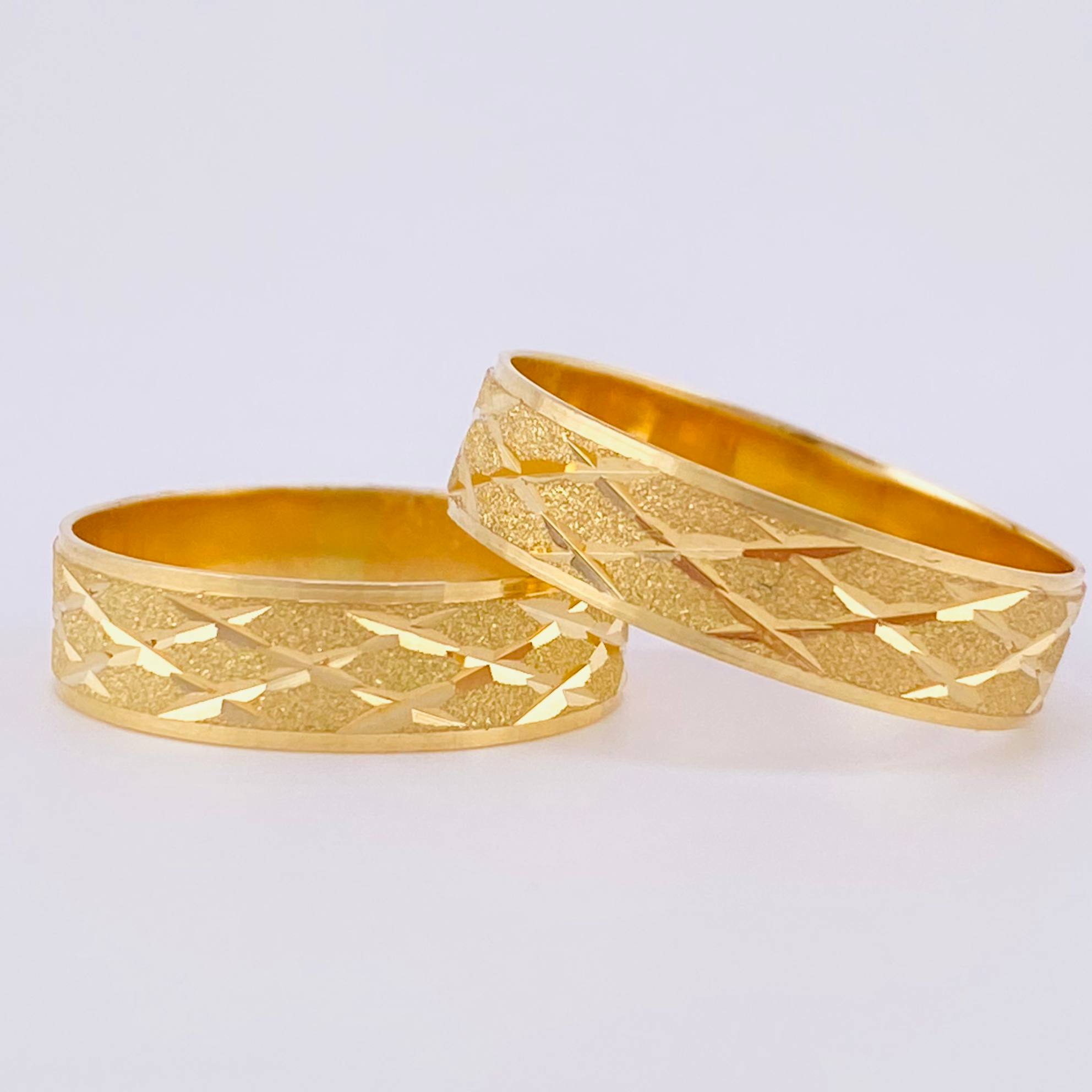 Fabricacion Bajo Pedido Argollas Malla Zig-Zag Diamantada 7gr / Mate Oro Amarillo 18K