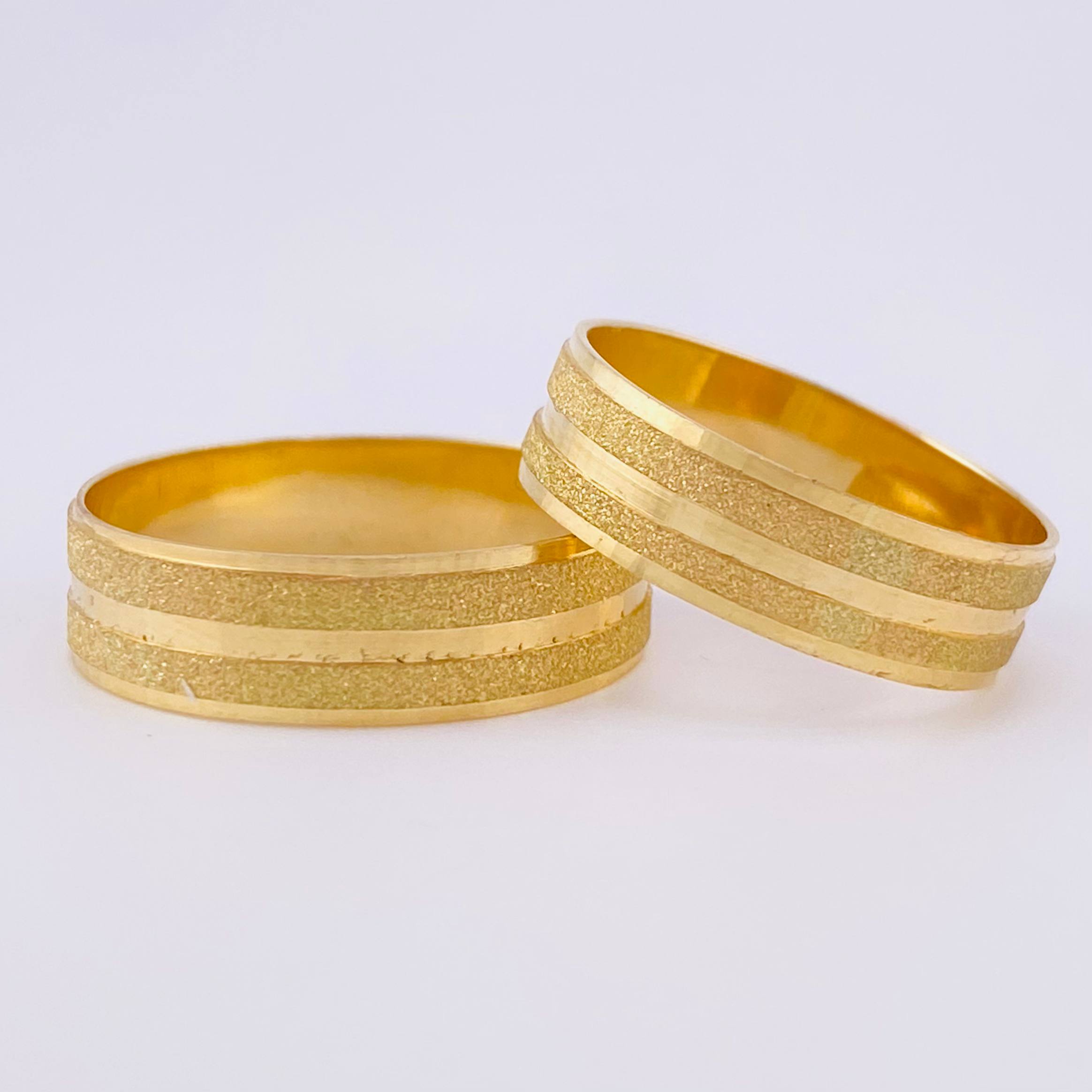Fabricacion Bajo Pedido Argollas Doble Linea 7gr / Mate Oro Amarillo 18K