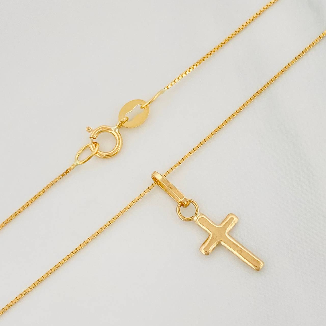 Set Cadena Veneciana + Dije Cruz / 1.35 g / 45 cm Oro Amarillo 18K