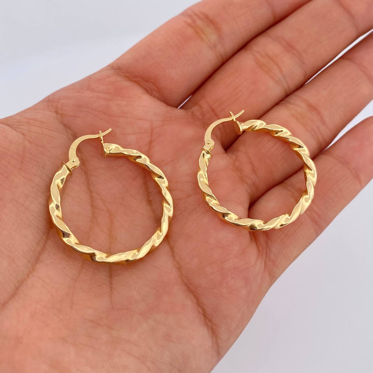 Candongas Milu 2.3gr / 3cm / Oro 18K &