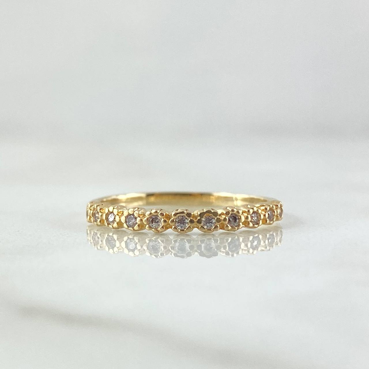 Anillo Linea De Ojos 1.4gr / T6 1/4 / Circones Blancos Oro Amarillo 18K