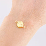 Herraje Letra C Marco Bordeado 0.6g / 1.7cm Oro Amarillo 18K