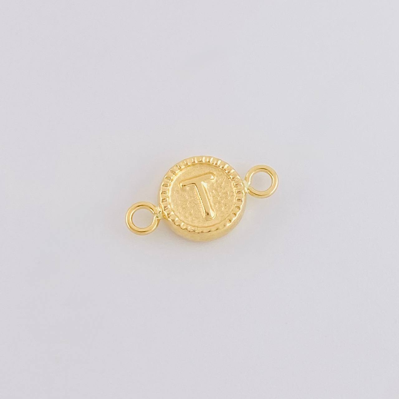 Herraje Letra T Marco Bordeado 0.4g / 1.5cm Oro Amarillo 18K