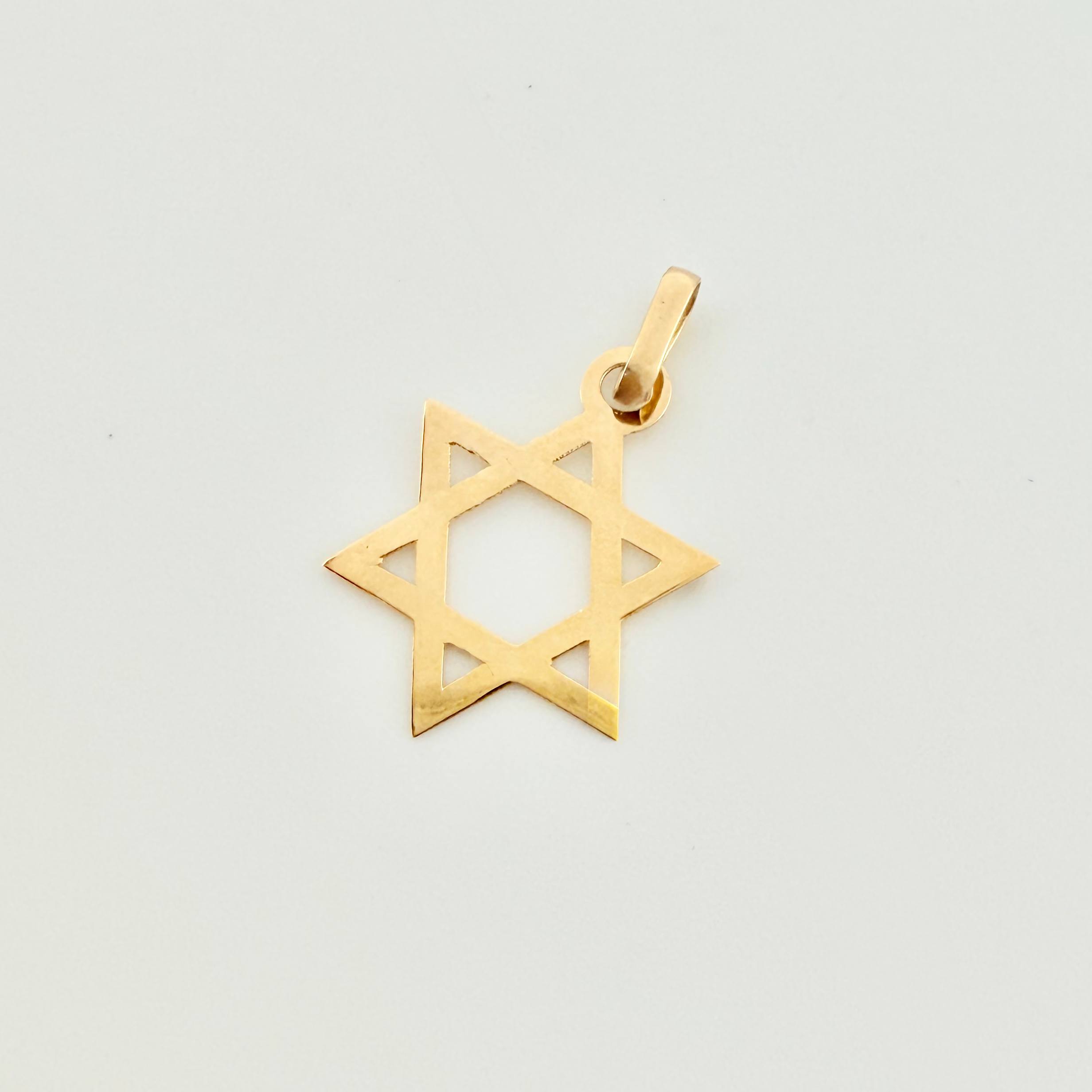 Dije Estrella De David 0.45 g / 2 cm Oro Amarillo 18K