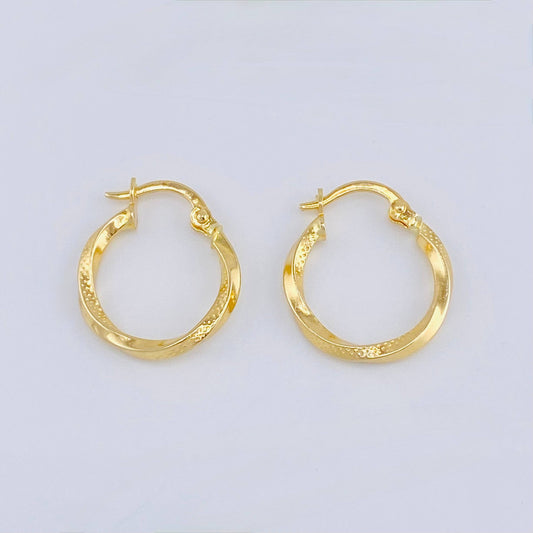 Candongas Cari Punteada 1.05gr / 1.8cm / Oro Amarillo 18K