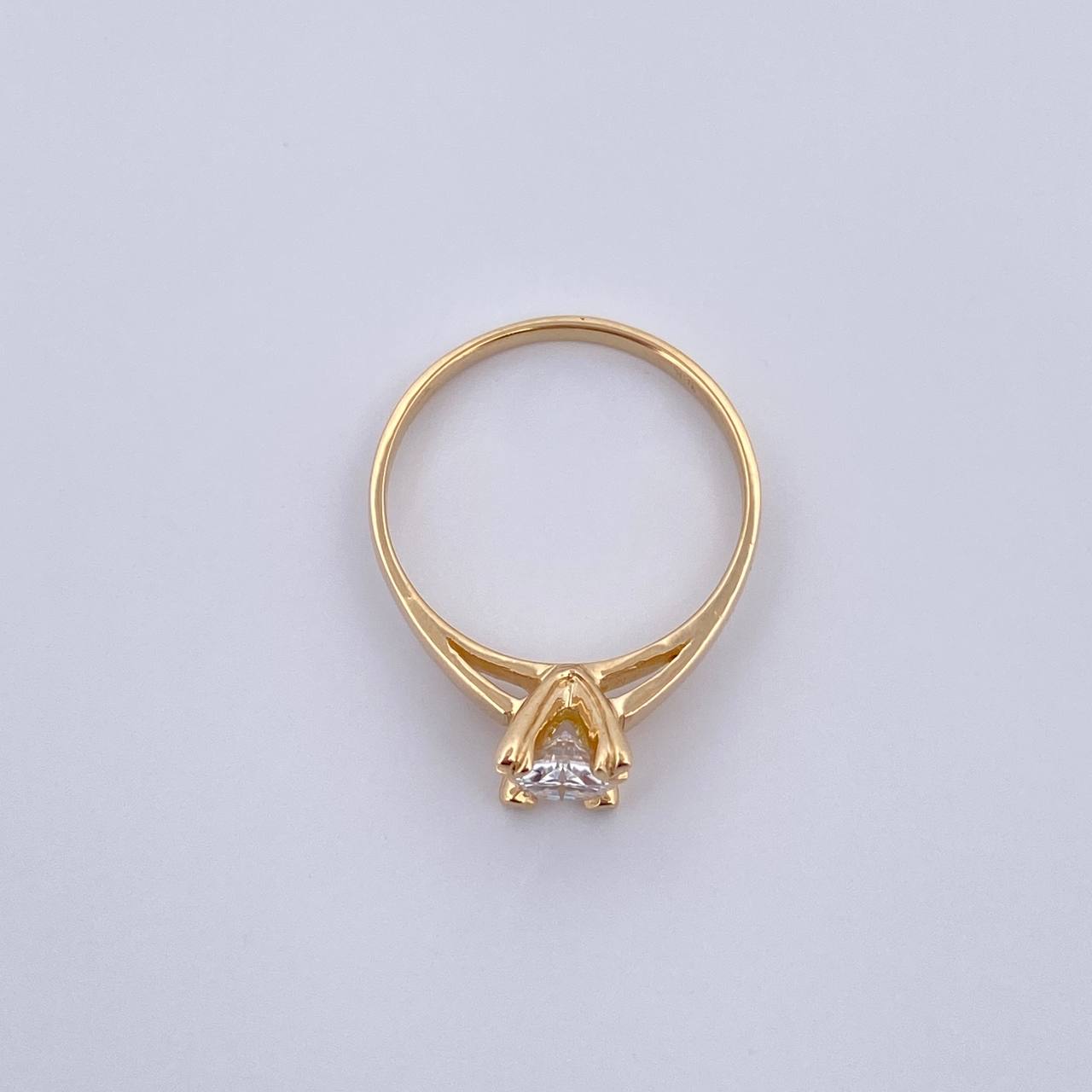 Anillo Solitario Puente 2.2gr Moissanita 52 pts / T6 1/4 / Oro 18K &