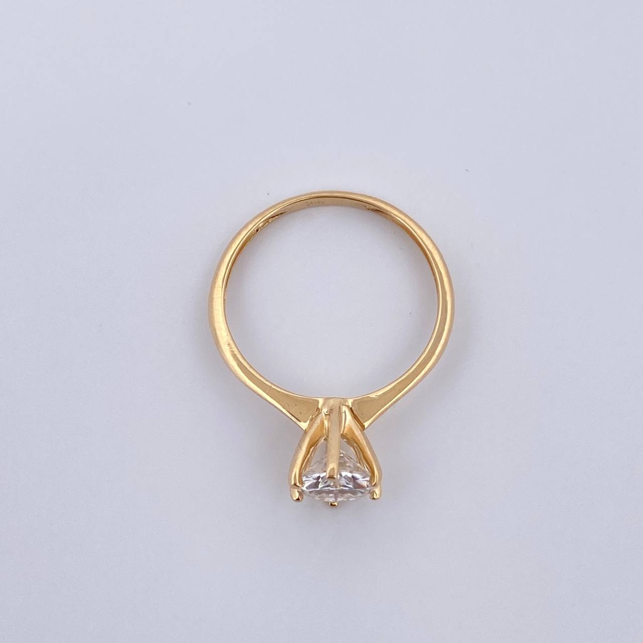 Anillo Solitario Clasico 1.85gr / T7 / Oro 18K &