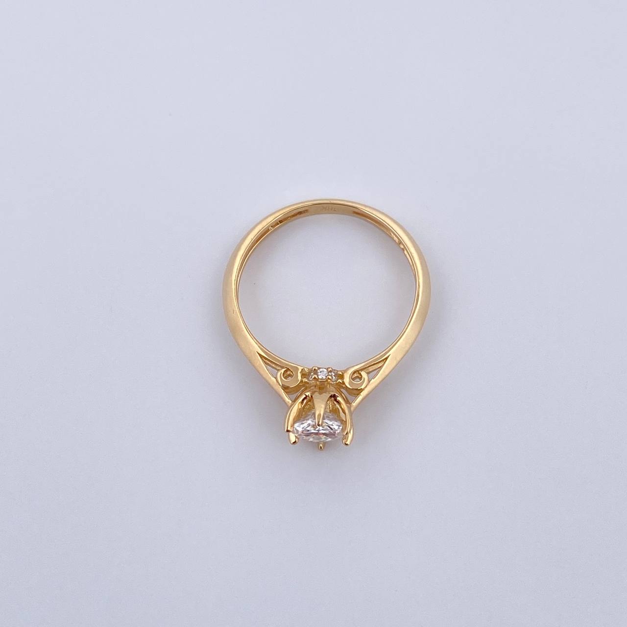 Anillo Solitario Elegante 2gr / T6 1/4 / Oro 18K &