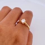 Anillo Solitario Elegante 2gr / T6 1/4 / Oro 18K &