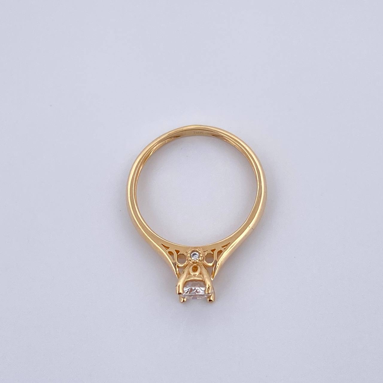 Anillo Solitario Puente 2.65gr Moissanita 53 pts / T6 1/2 / Oro 18K &