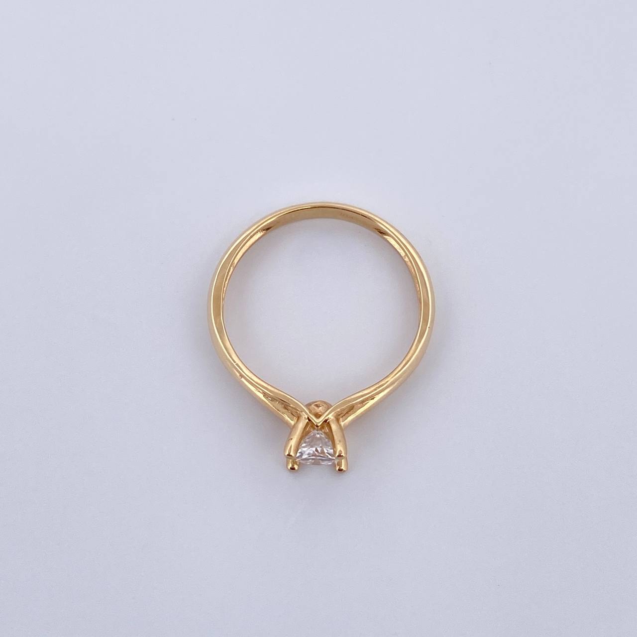 Anillo Solitario Linea Elegante 2.45gr / T7 1/4 / Oro 18K &
