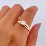 Anillo Solitario Linea Elegante 2.45gr / T7 1/4 / Oro 18K &