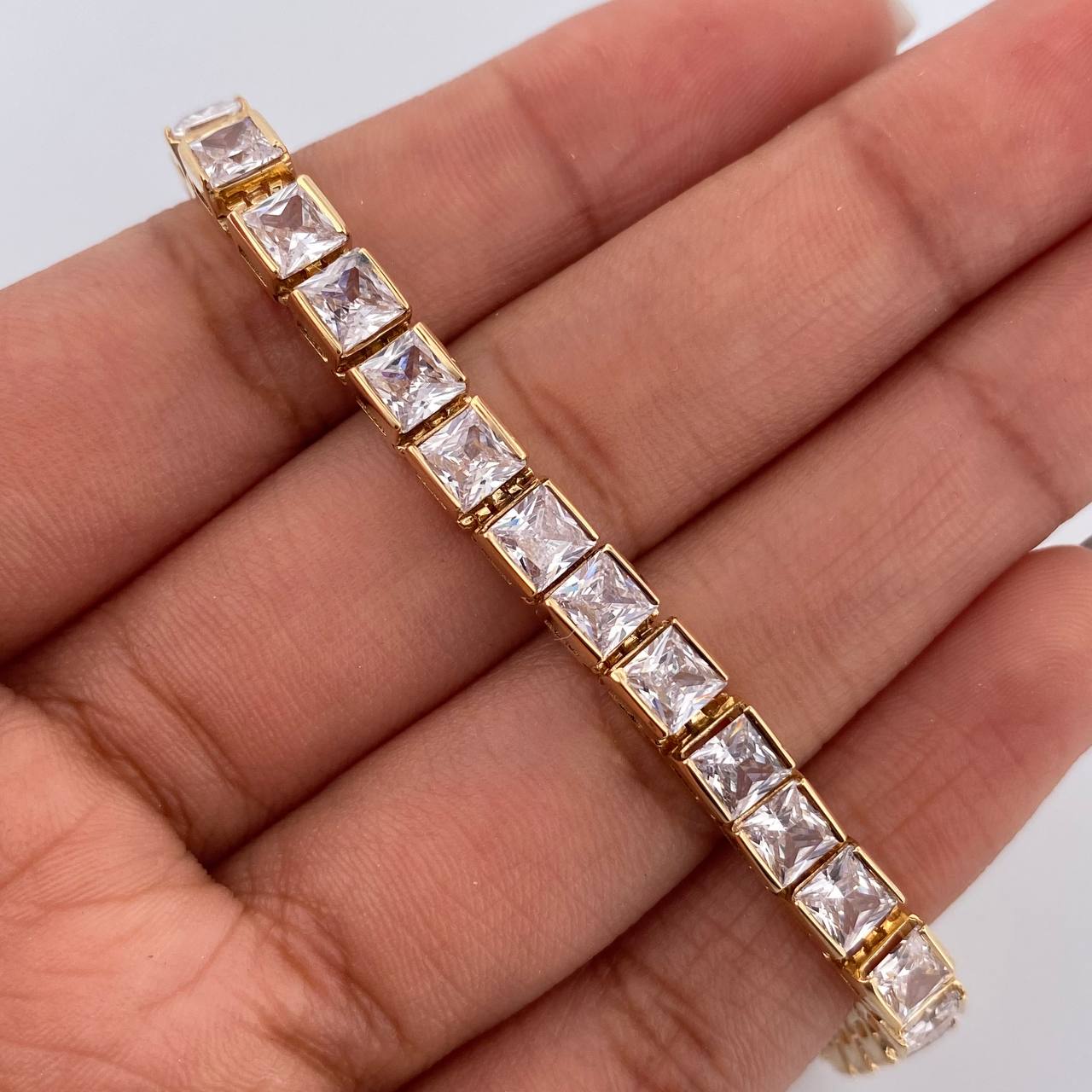Pulso Tennis 22.5gr / 18.2cm / Oro 18K &