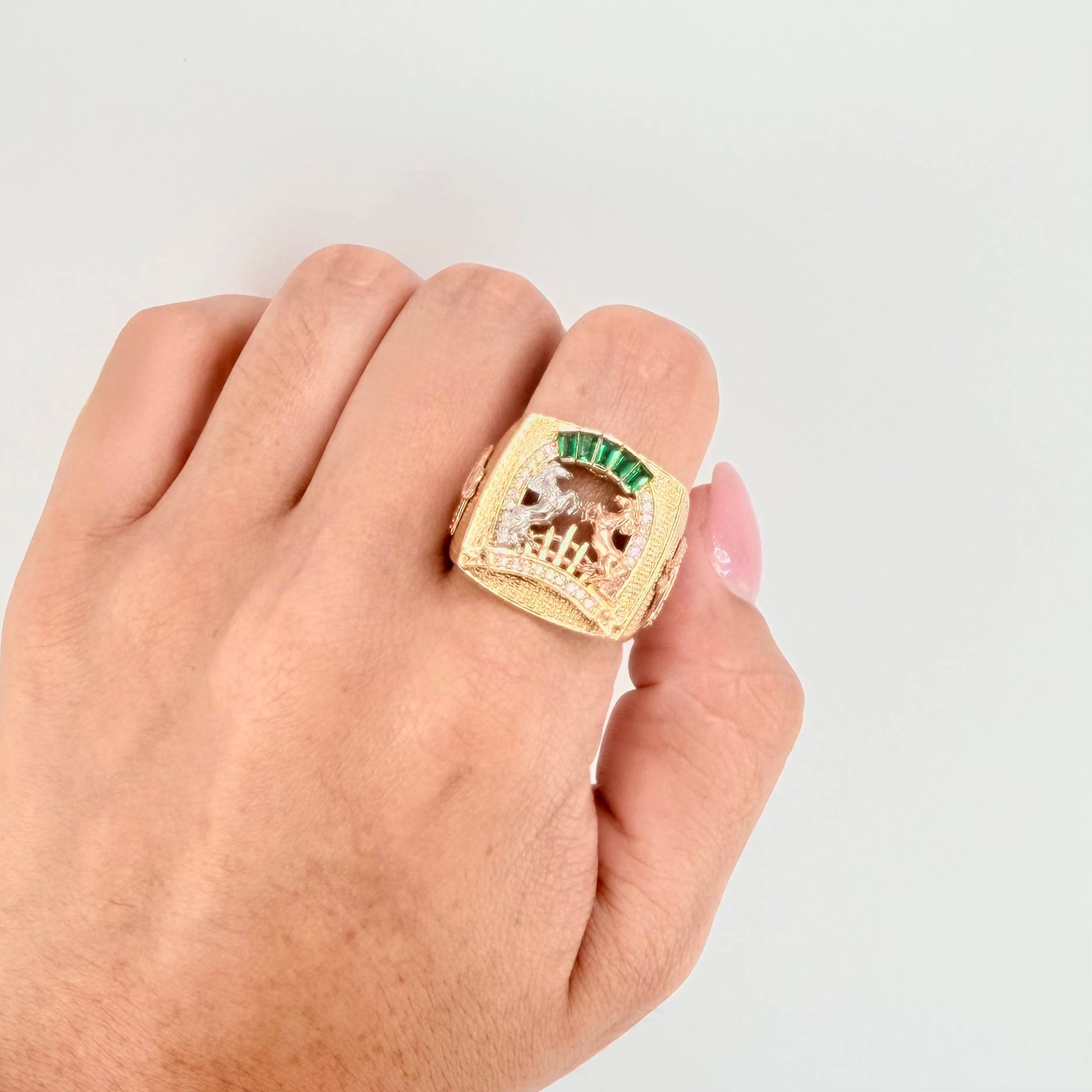 Anillo Herradura Caballos 10gr / T10 1/2 / Tres Oros 18K