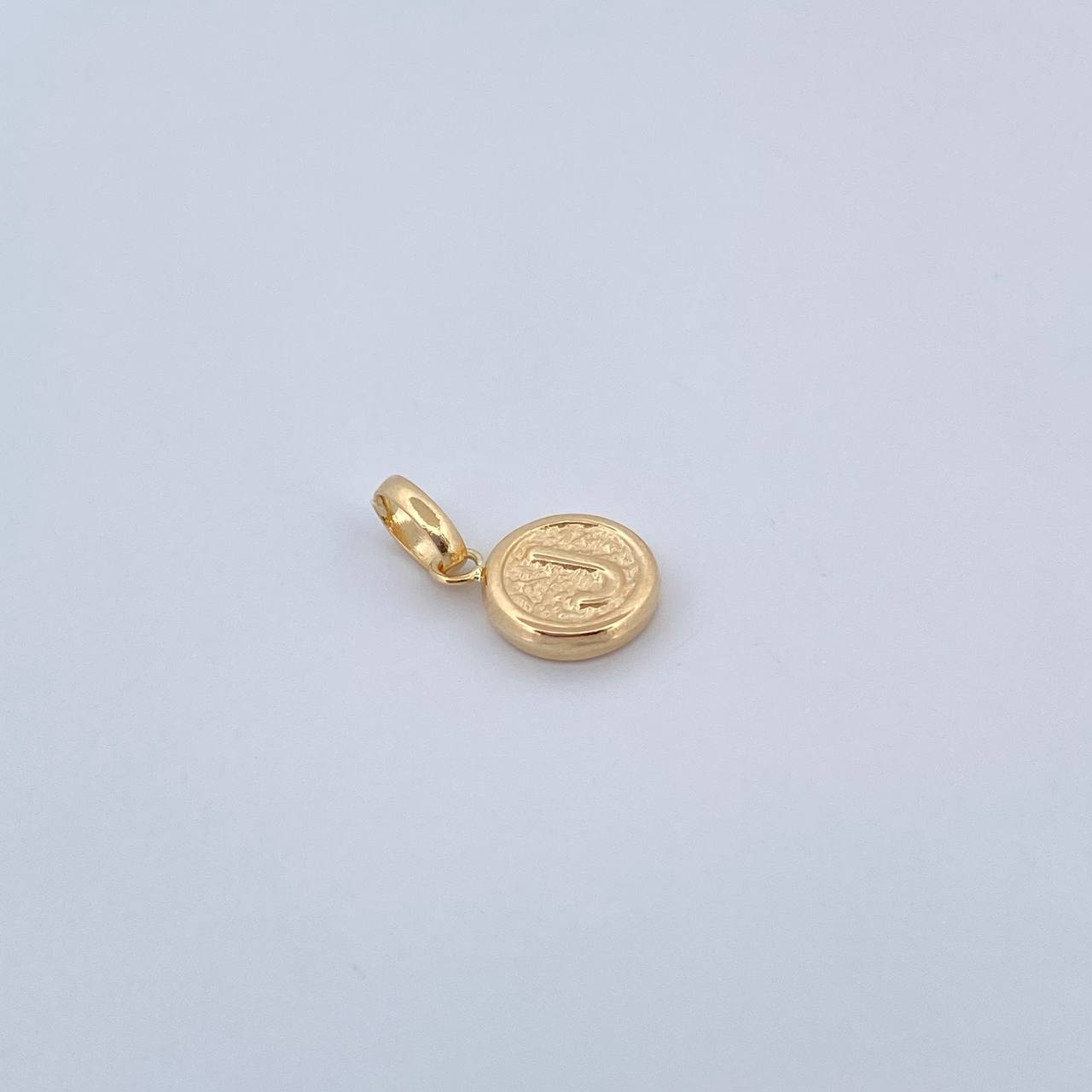 Dije Letra J 0.4gr / 1.4cm / Troquelado Oro Amarillo 18K &