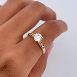 Anillo Solitario Churumbela 1.25gr / T6 / Circones Rosados Blancos Oro Amarillo 18K &
