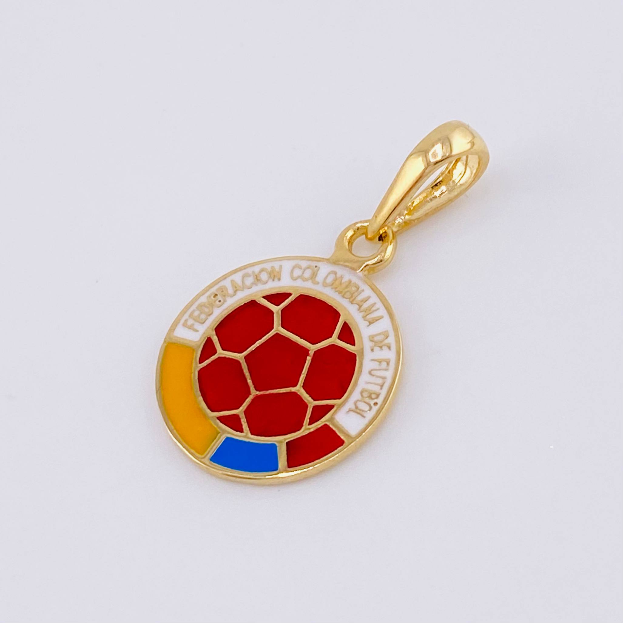 Dije Escudo Selección 1.9 g / 2.5 cm Oro Amarillo 18K