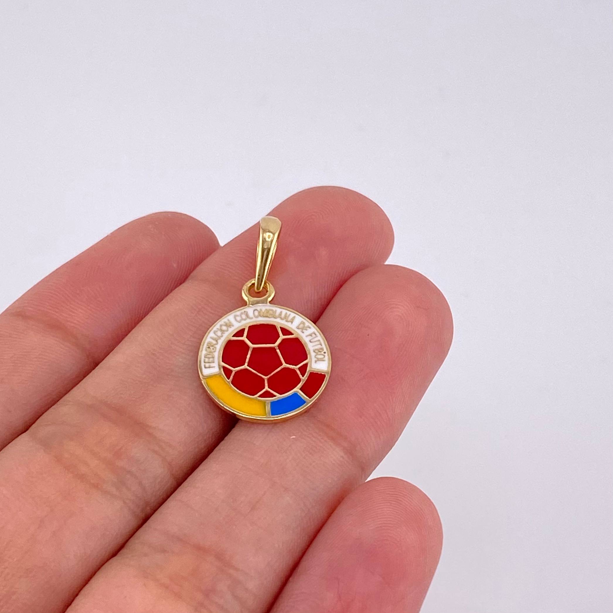 Dije Escudo Selección 1.85 g / 2.5 cm Oro Amarillo 18K