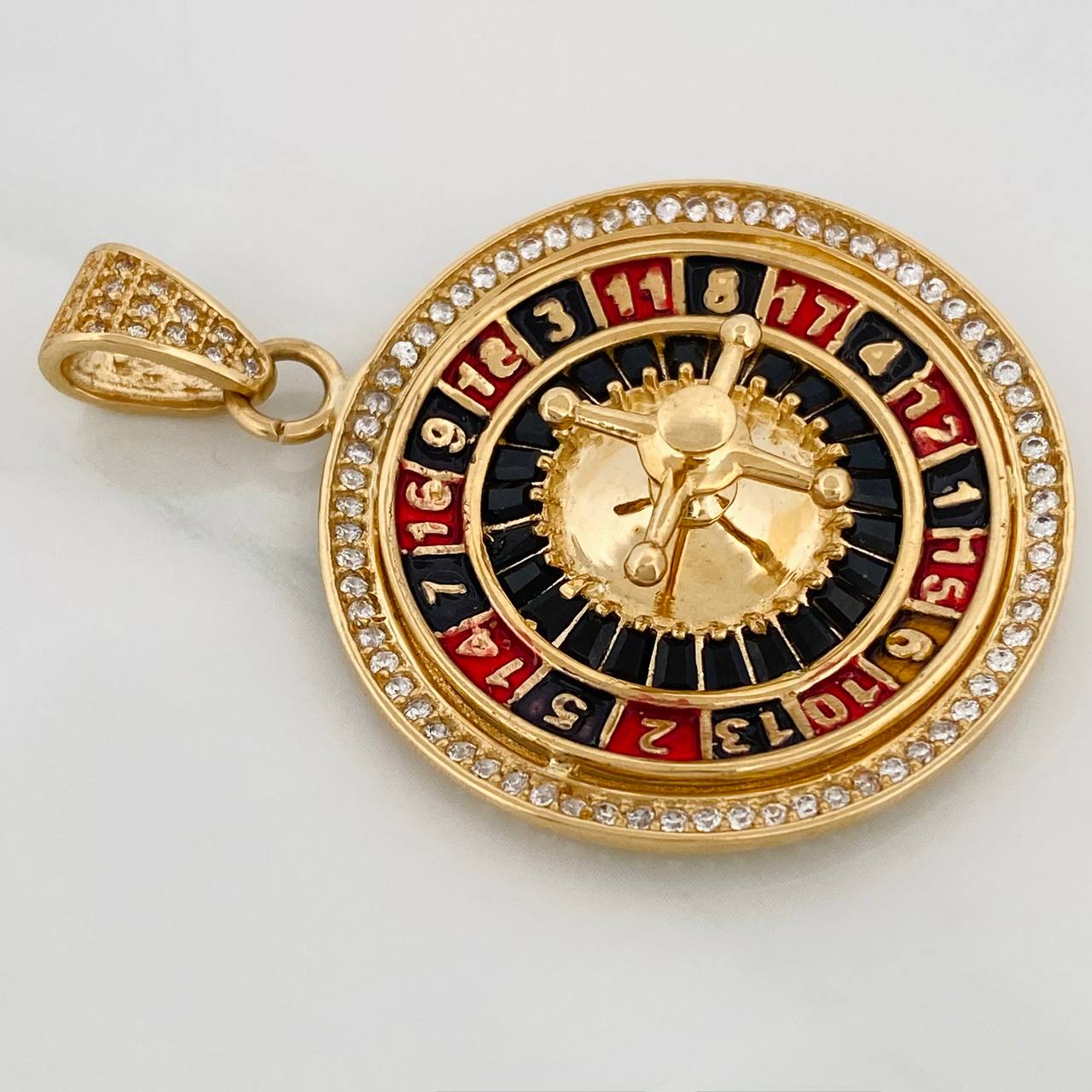 Dije Ruleta Casino Movil 15.5gr / 4.9cm / Oro Amarillo 18K