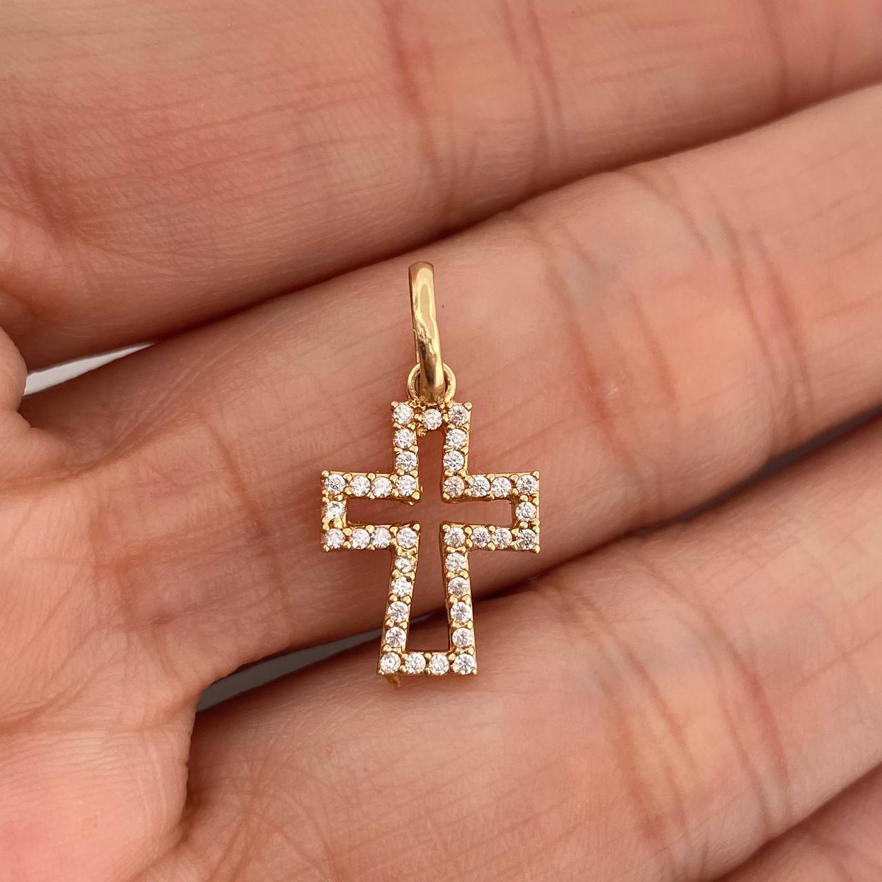 Dije Cruz 1gr / 2cm / Oro Amarillo 18K $