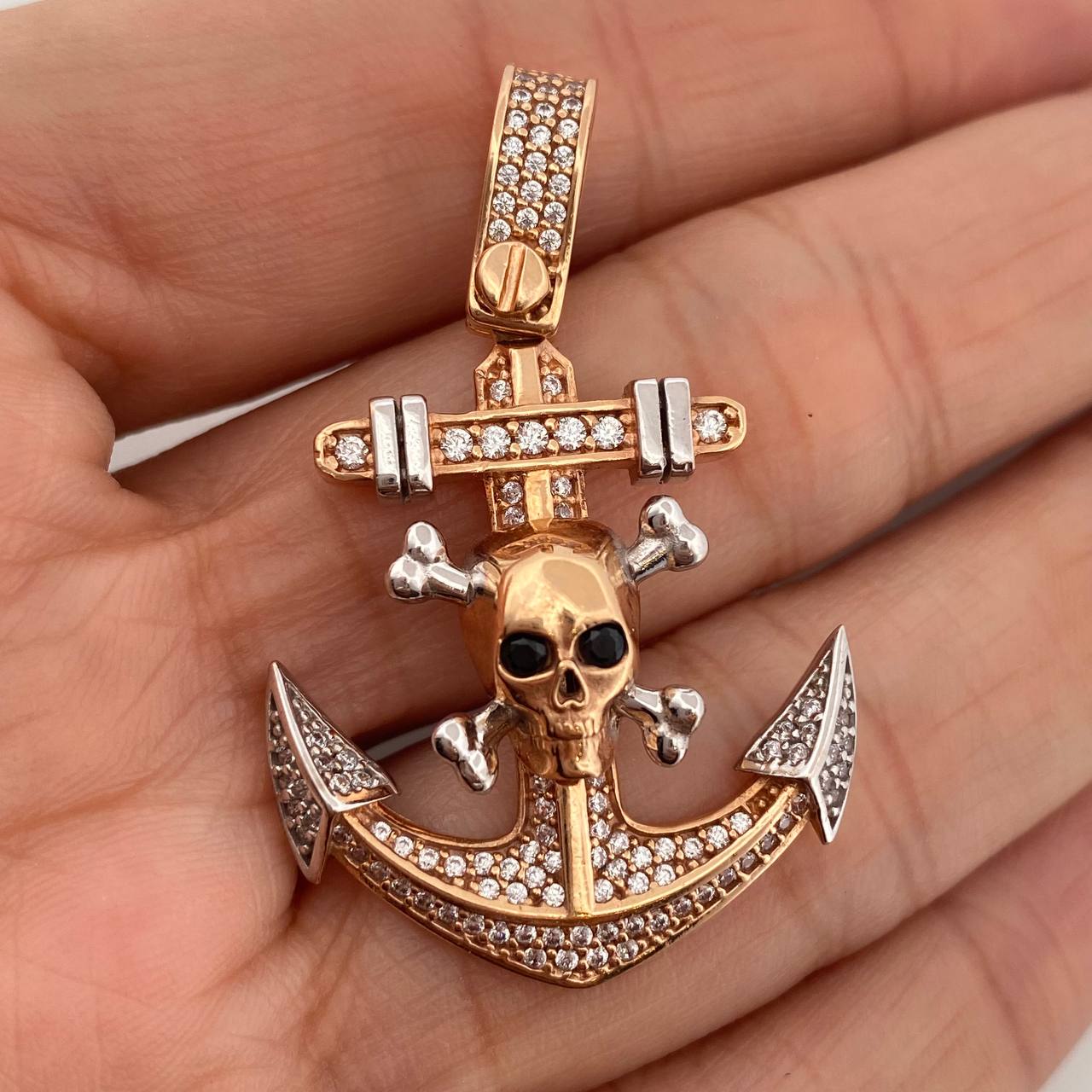 Dije Ancla 9.6gr / 4.3cm / Dos Oros Blanco Rosa 18K $