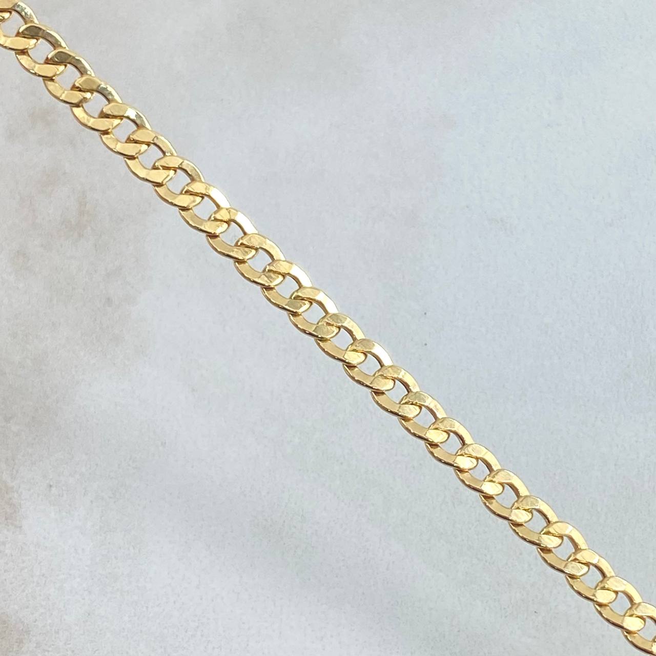 Cadena Cubana 12.24gr / 70cm / +0 Oro 18K
