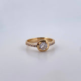 Anillo Solitario 3.5gr / T7 1/4 / Circones Blancos Oro Amarillo 18K $